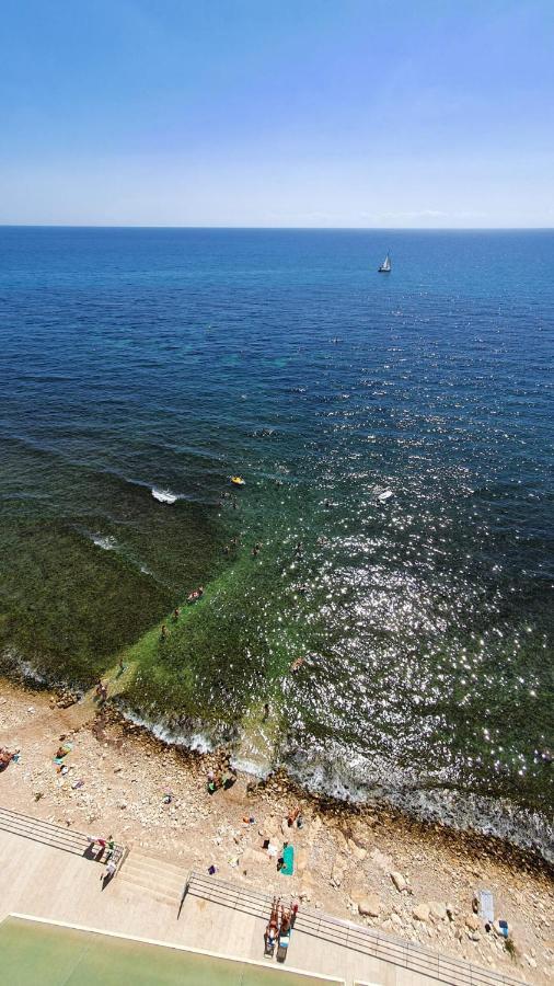 Sobre Las Olas Del Mar El Campello Eksteriør billede