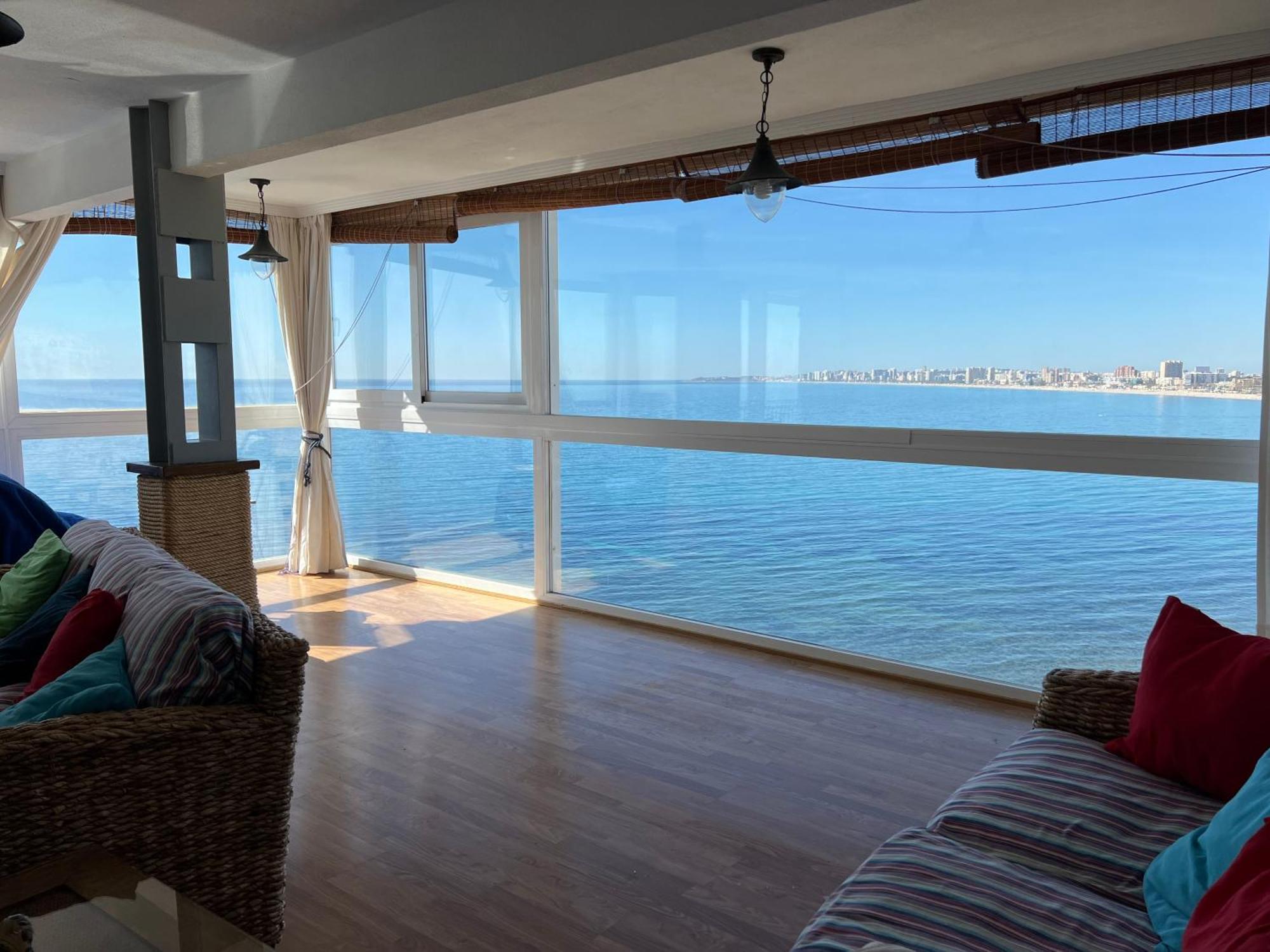 Sobre Las Olas Del Mar El Campello Eksteriør billede